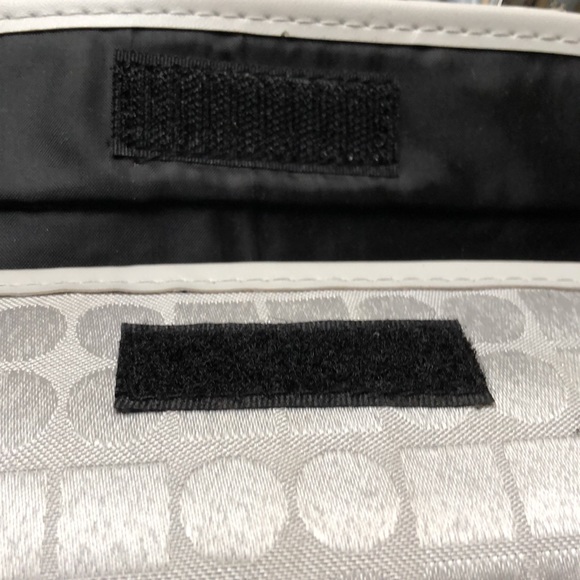 NWOT new 12 make up brushes & bag - Picture 6 of 8